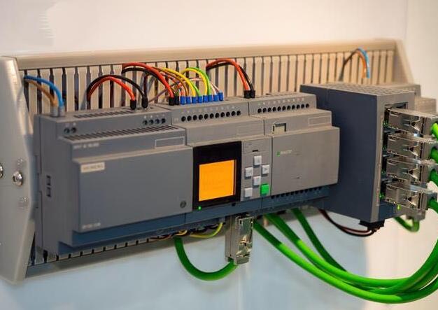PLC